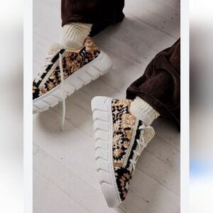 Free People Catch Me If You Can Crocheted Platform Sneakers Size 38 or 7.5